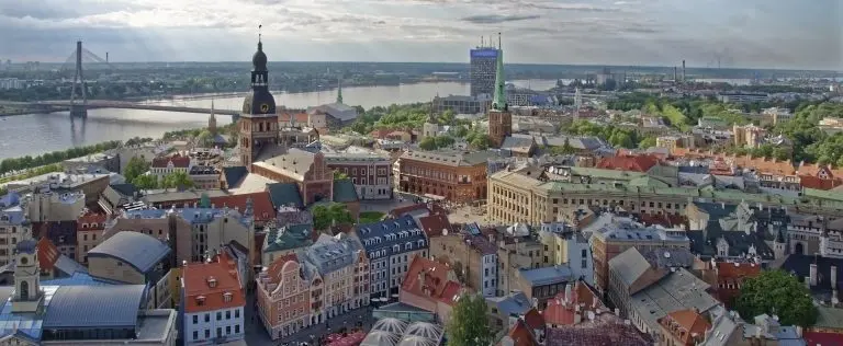 Scam Opfer Podcasts Podcasts p2pcafe06 latvia 3725546 1920